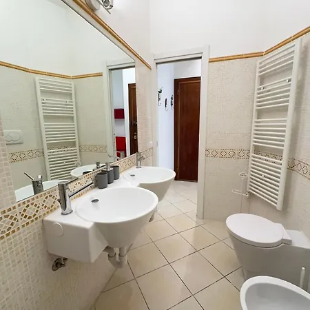 Apartament 5 Minutes From The Sea, Relaxation And Comfort Alassio