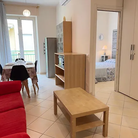 5 Minutes From The Sea, Relaxation And Comfort Apartment Alassio